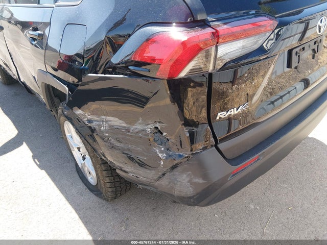 2019 Toyota Rav4 Le მანქანა იყიდება აუქციონზე, vin: JTMF1RFV3KD520560, აუქციონის ნომერი: 45767244