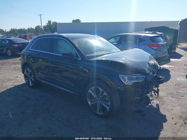 45767267 :رقم المزاد ، WA1EECF30M1132051 vin ، 2021 Audi Q3 Premium Plus S Line 45 مزاد بيع