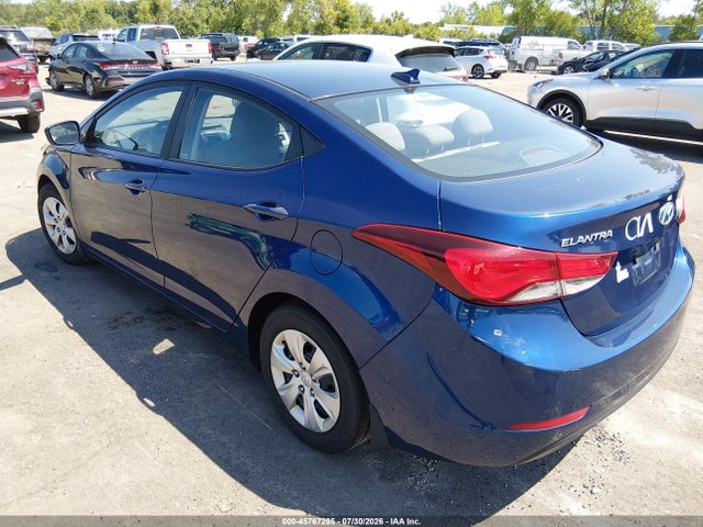 2016 Hyundai Elantra Se მანქანა იყიდება აუქციონზე, vin: 5NPDH4AE8GH720042, აუქციონის ნომერი: 45767295