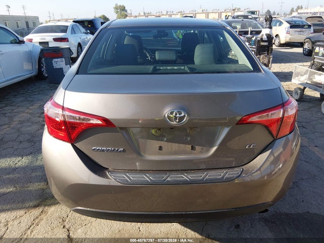2T1BURHE6JC077982 Toyota COROLLA LE
