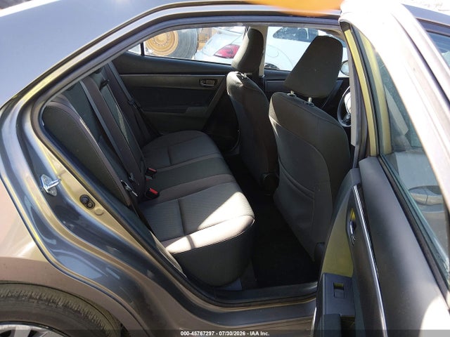 2T1BURHE6JC077982 Toyota COROLLA LE