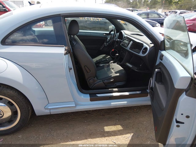 Продаж на аукціоні авто 2012 Volkswagen Beetle 2.5l, vin: 3VWJP7AT1CM617214, номер лоту: 45767318