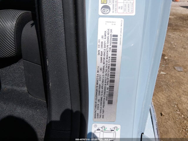 Продаж на аукціоні авто 2012 Volkswagen Beetle 2.5l, vin: 3VWJP7AT1CM617214, номер лоту: 45767318