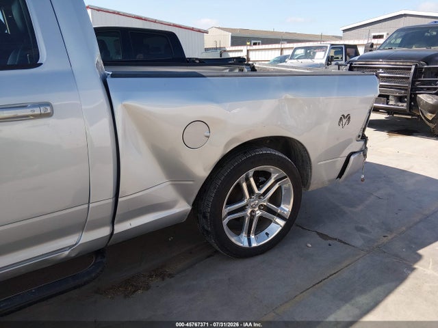 45767371 :رقم المزاد ، 3C6JR6CT1GG262223 vin ، 2016 Ram 1500 Sport مزاد بيع