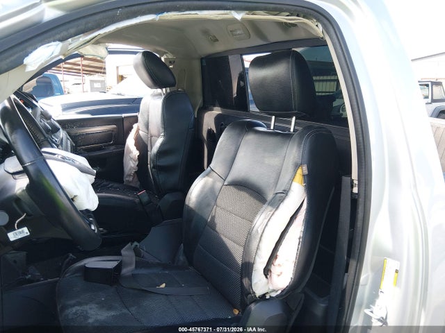 45767371 :رقم المزاد ، 3C6JR6CT1GG262223 vin ، 2016 Ram 1500 Sport مزاد بيع