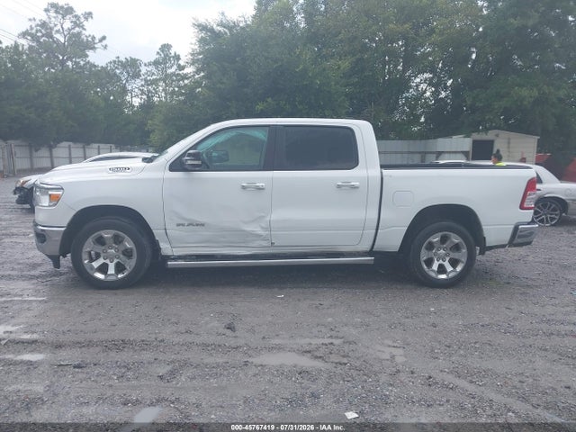 1C6SRFFT1LN132654 RAM 1500 Big Horn 4x4 5&#039;7 Box