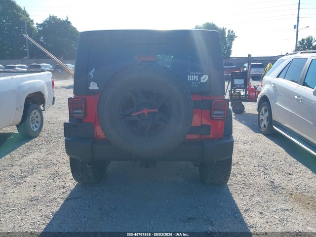 1C4BJWDG7FL666229 Jeep Wrangler Unlimited Sport