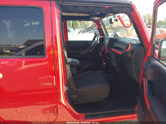 1C4BJWDG7FL666229 Jeep Wrangler Unlimited Sport