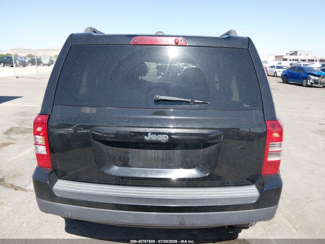 45767509 :رقم المزاد ، 1C4NJPBB7FD157634 vin ، 2015 Jeep Patriot Sport مزاد بيع
