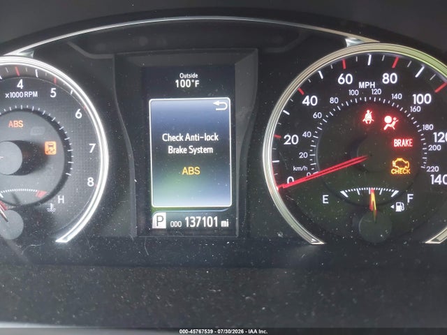 45767539 :رقم المزاد ، 4T1BF1FK0HU400176 vin ، 2017 Toyota Camry Se مزاد بيع