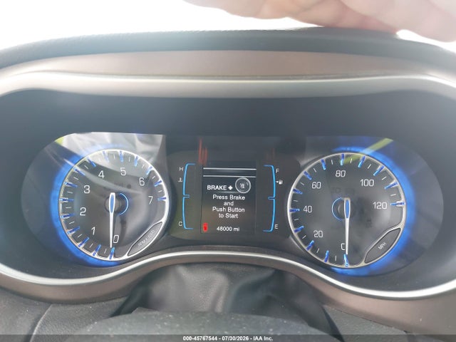 45767544 :رقم المزاد ، 2C4RC1BG6HR721908 vin ، 2017 Chrysler Pacifica Touring-l مزاد بيع