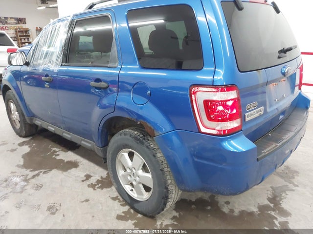 45767553 :رقم المزاد ، 1FMCU9D73BKB60731 vin ، 2011 Ford Escape Xlt مزاد بيع