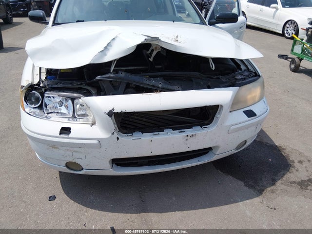 Продажа на аукционе авто 2006 Volvo S60 2.5t, vin: YV1RH592X62525897, номер лота: 45767602