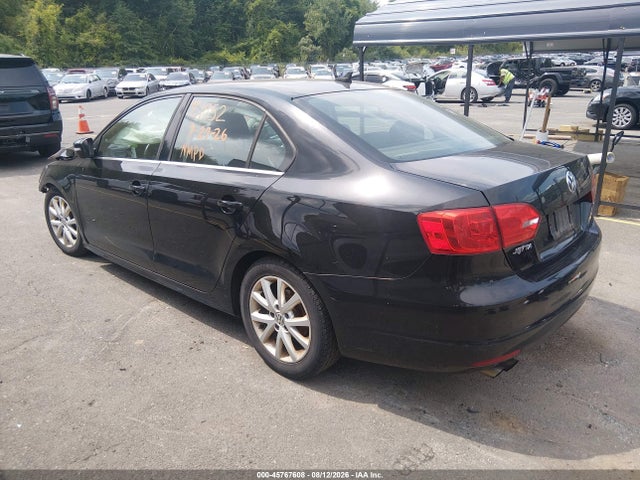 2014 Volkswagen Jetta 1.8t Se მანქანა იყიდება აუქციონზე, vin: 3VWD17AJXEM353135, აუქციონის ნომერი: 45767608