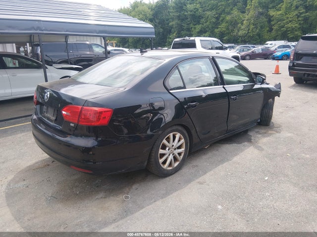 2014 Volkswagen Jetta 1.8t Se მანქანა იყიდება აუქციონზე, vin: 3VWD17AJXEM353135, აუქციონის ნომერი: 45767608