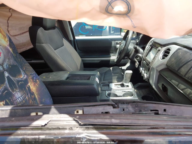 45767613 :رقم المزاد ، 5TFDY5F18GX568375 vin ، 2016 Toyota Tundra Sr5 5.7l V8 مزاد بيع