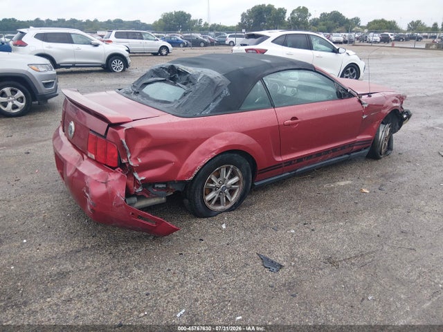 45767630 :رقم المزاد ، 1ZVHT84N055256872 vin ، 2005 Ford Mustang مزاد بيع