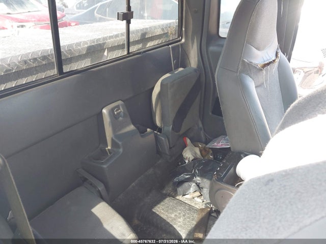 45767632 :رقم المزاد ، 1FTZR15E01PA86426 vin ، 2001 Ford Ranger Edge/xlt مزاد بيع