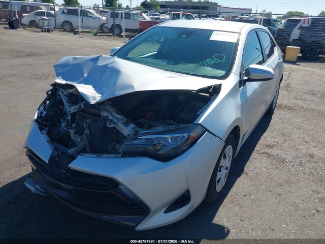 Toyota COROLLA L 2017 5YFBURHE9HP717371 Image 2