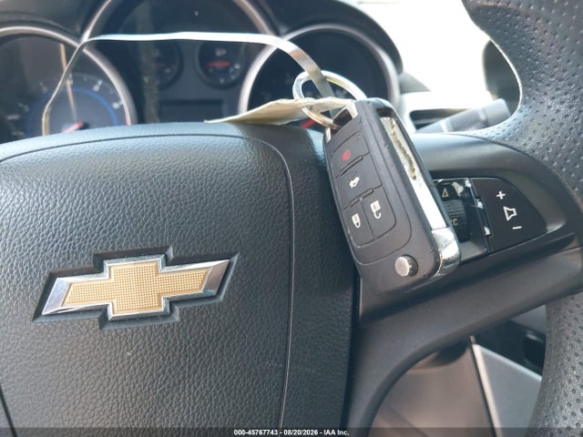 1G1PC5SH9G7198271 Chevrolet Cruze Limited Ls Auto