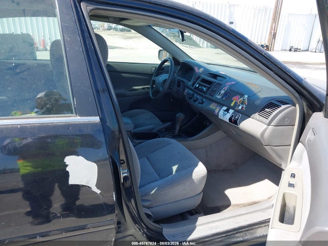 Auction sale of the 2004 Toyota Camry Le, vin: 4T1BE32KX4U374491, lot number: 45767824
