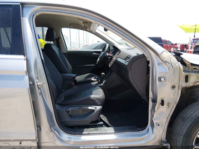 Auction sale of the 2021 Volkswagen Tiguan 2.0t Se/2.0t Se R-line Black/2.0t Sel, vin: 3VV3B7AX4MM050643, lot number: 45767837