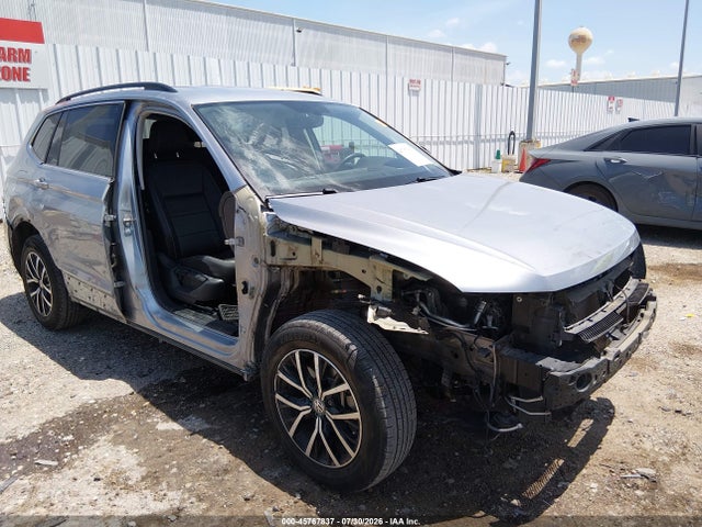 Auction sale of the 2021 Volkswagen Tiguan 2.0t Se/2.0t Se R-line Black/2.0t Sel, vin: 3VV3B7AX4MM050643, lot number: 45767837