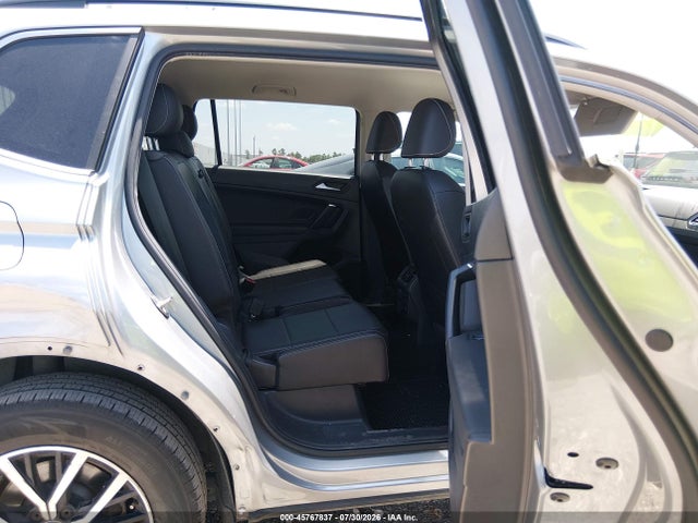 Auction sale of the 2021 Volkswagen Tiguan 2.0t Se/2.0t Se R-line Black/2.0t Sel, vin: 3VV3B7AX4MM050643, lot number: 45767837