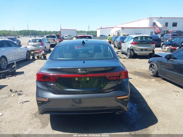 45767860 :رقم المزاد ، 3KPF24AD6LE146296 vin ، 2020 Kia Forte Lxs مزاد بيع