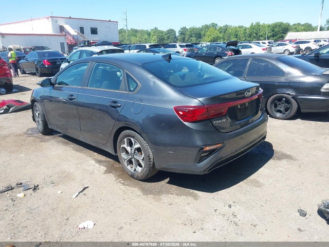 45767860 :رقم المزاد ، 3KPF24AD6LE146296 vin ، 2020 Kia Forte Lxs مزاد بيع
