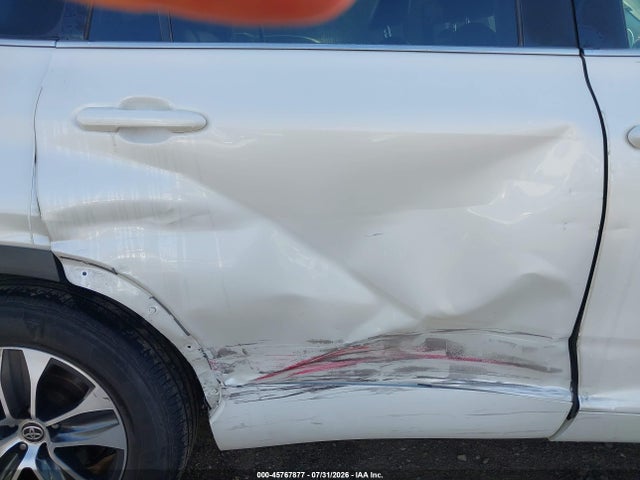 Продажа на аукционе авто 2020 Toyota Highlander Hybrid Xle, vin: 5TDGBRCH4LS500310, номер лота: 45767877