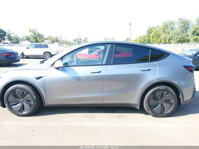 7SAYGDED7TA437713 Tesla Model Y Premium Rear-wheel Drive/rear-wheel Drive