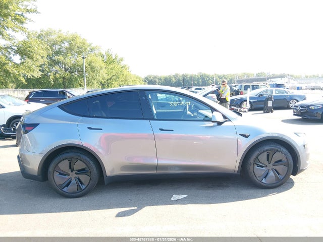7SAYGDED7TA437713 Tesla Model Y Premium Rear-wheel Drive/rear-wheel Drive