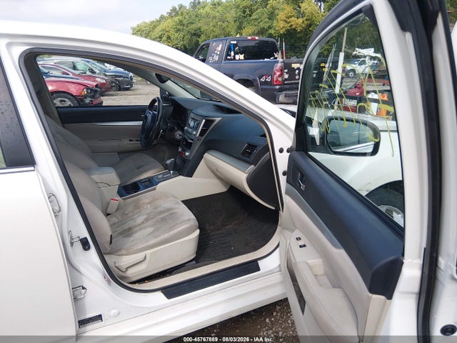 2013 Subaru Legacy 2.5i Premium მანქანა იყიდება აუქციონზე, vin: 4S3BMCC66D3024578, აუქციონის ნომერი: 45767889