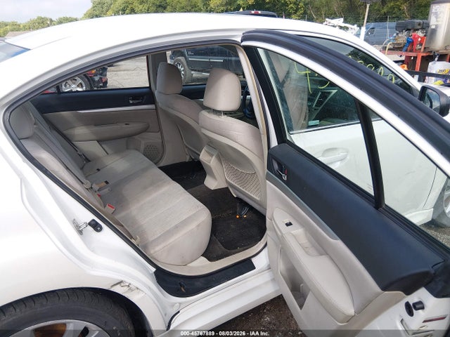2013 Subaru Legacy 2.5i Premium მანქანა იყიდება აუქციონზე, vin: 4S3BMCC66D3024578, აუქციონის ნომერი: 45767889