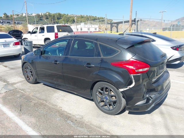 Ford FOCUS SE 2015 1FADP3K26FL363851 Image 3