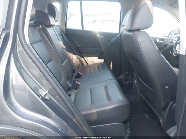 Продажа на аукционе авто 2016 Volkswagen Tiguan S, vin: WVGAV7AX5GW521485, номер лота: 45767965