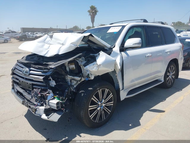 Lexus Lx 570 Three-row 2018 JTJHY7AX1J4254730 Image 2