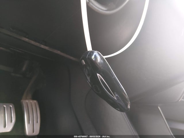 45768007 :رقم المزاد ، 5YJSA1CP8DFP06533 vin ، 2013 Tesla Model S Performance مزاد بيع