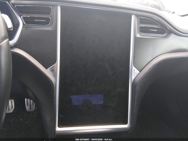 45768007 :رقم المزاد ، 5YJSA1CP8DFP06533 vin ، 2013 Tesla Model S Performance مزاد بيع