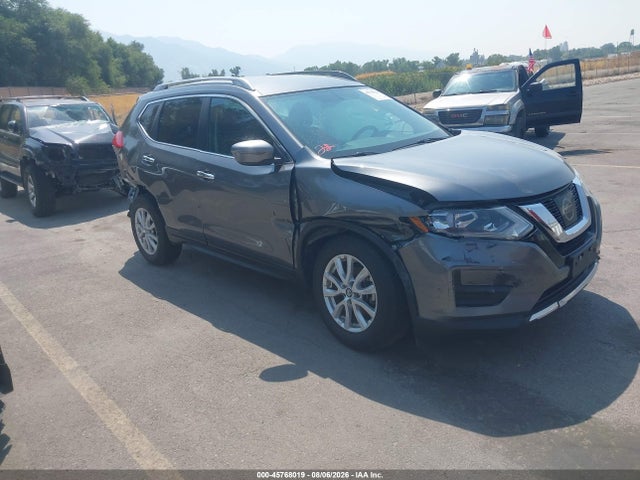Nissan ROGUE SV 2017 5N1AT2MV4HC849728 main image