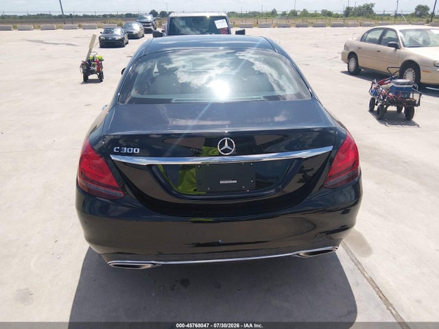 45768047 :رقم المزاد ، W1KWF8DB8MR612344 vin ، 2021 Mercedes-benz C 300 Sedan مزاد بيع