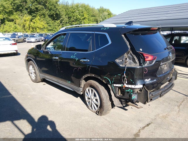 45768115 :رقم المزاد ، 5N1AT2MV4HC792656 vin ، 2017 Nissan Rogue Sv مزاد بيع