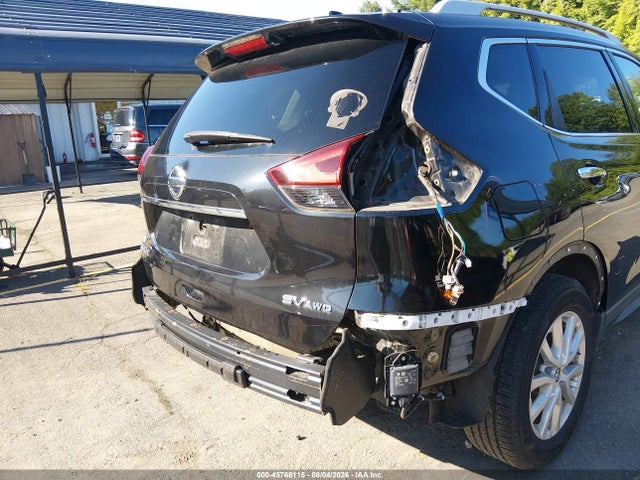 45768115 :رقم المزاد ، 5N1AT2MV4HC792656 vin ، 2017 Nissan Rogue Sv مزاد بيع