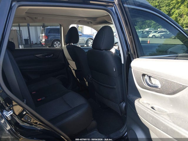 45768115 :رقم المزاد ، 5N1AT2MV4HC792656 vin ، 2017 Nissan Rogue Sv مزاد بيع