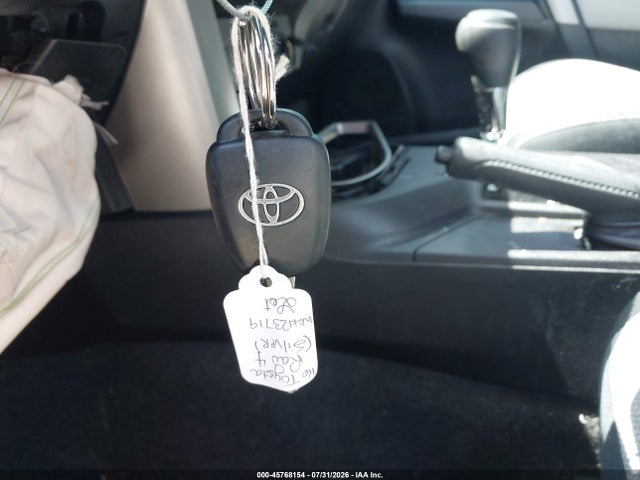 Toyota Rav4 Xle 2016 2T3RFREV9GW482732 Image 11