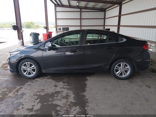 Продажа на аукционе авто 2017 Chevrolet Cruze Lt Auto, vin: 1G1BE5SM0H7189770, номер лота: 45768201