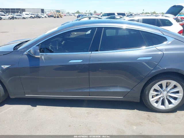 Tesla Model S 60d/70d/75d/85d/90d 2016 5YJSA1E20GF143872 Image 14