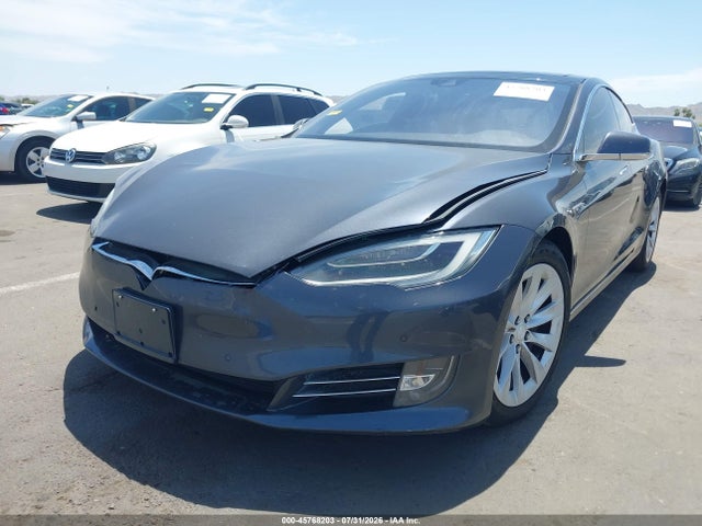 Tesla Model S 60d/70d/75d/85d/90d 2016 5YJSA1E20GF143872 Image 6