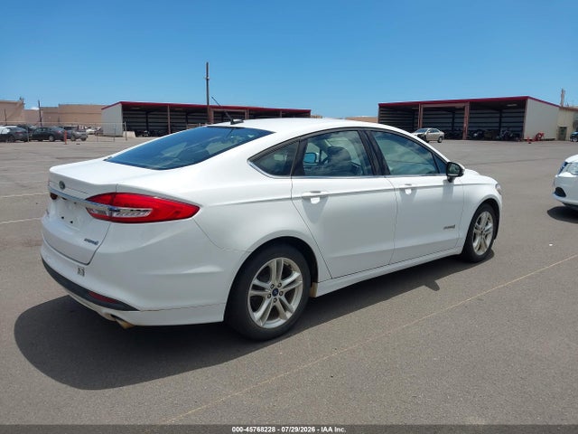 3FA6P0UU3JR235972 Ford Fusion Hybrid S